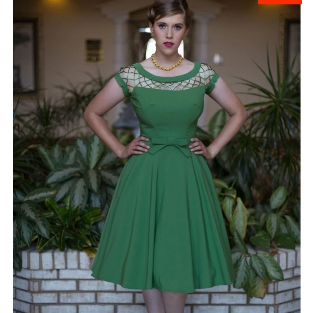 Tatyana Size Small Green Alika Circle Dress NWT
